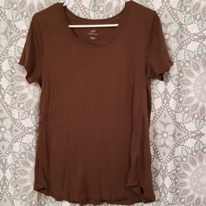 Womens rounded neck t shirt